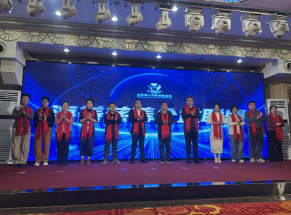 以青春之力传 中医薪火——记玄世堂周敏的中医传承之路