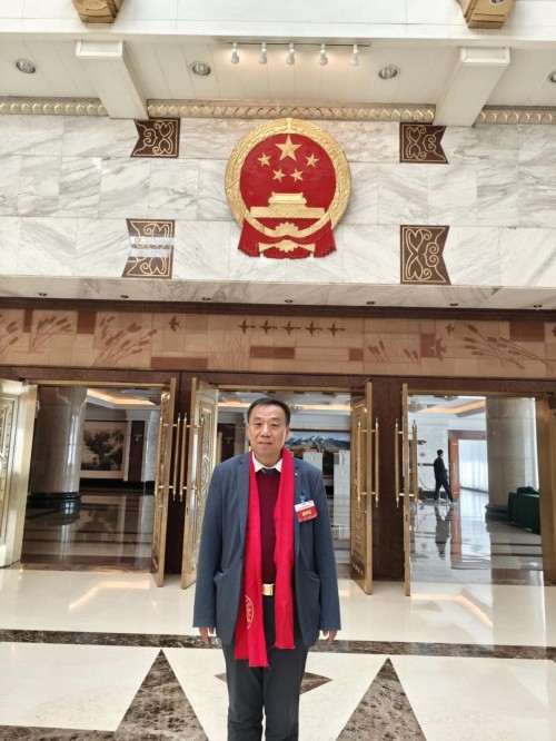 2026全国两会特别报道：国医大师闻树忠以仁心守健康 以创新助民生