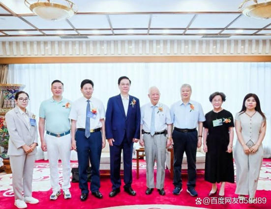共扬本草风帆，构建人类健康共同体 ——李乘伊院长出席2026大健康产业品牌出海发展大会