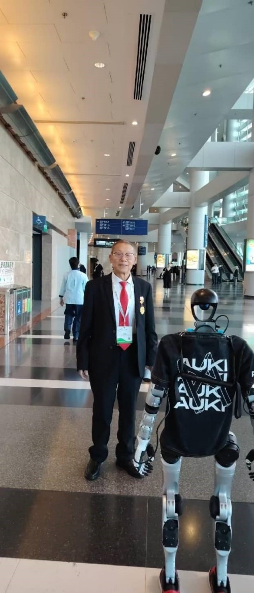 岐黄薪火永相传 仁心济世护苍生——专访国医泰斗刘恩国
