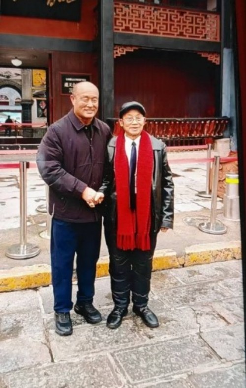 岐黄薪火永相传 仁心济世护苍生——专访国医泰斗刘恩国